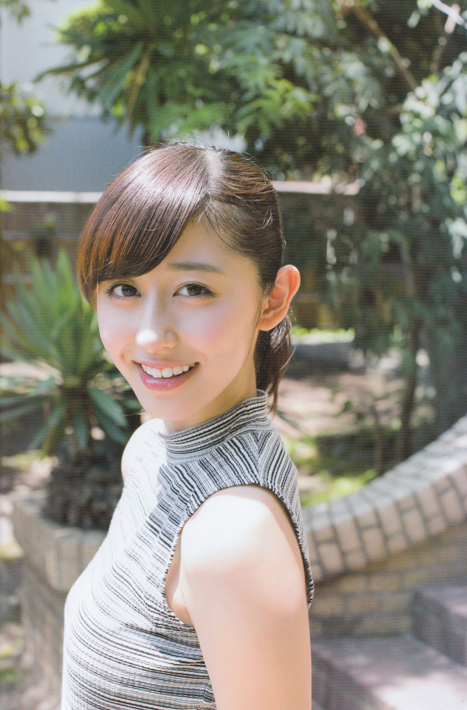Album ảnh "Liangqiu" hàng quý của Nogizaka46 - 45