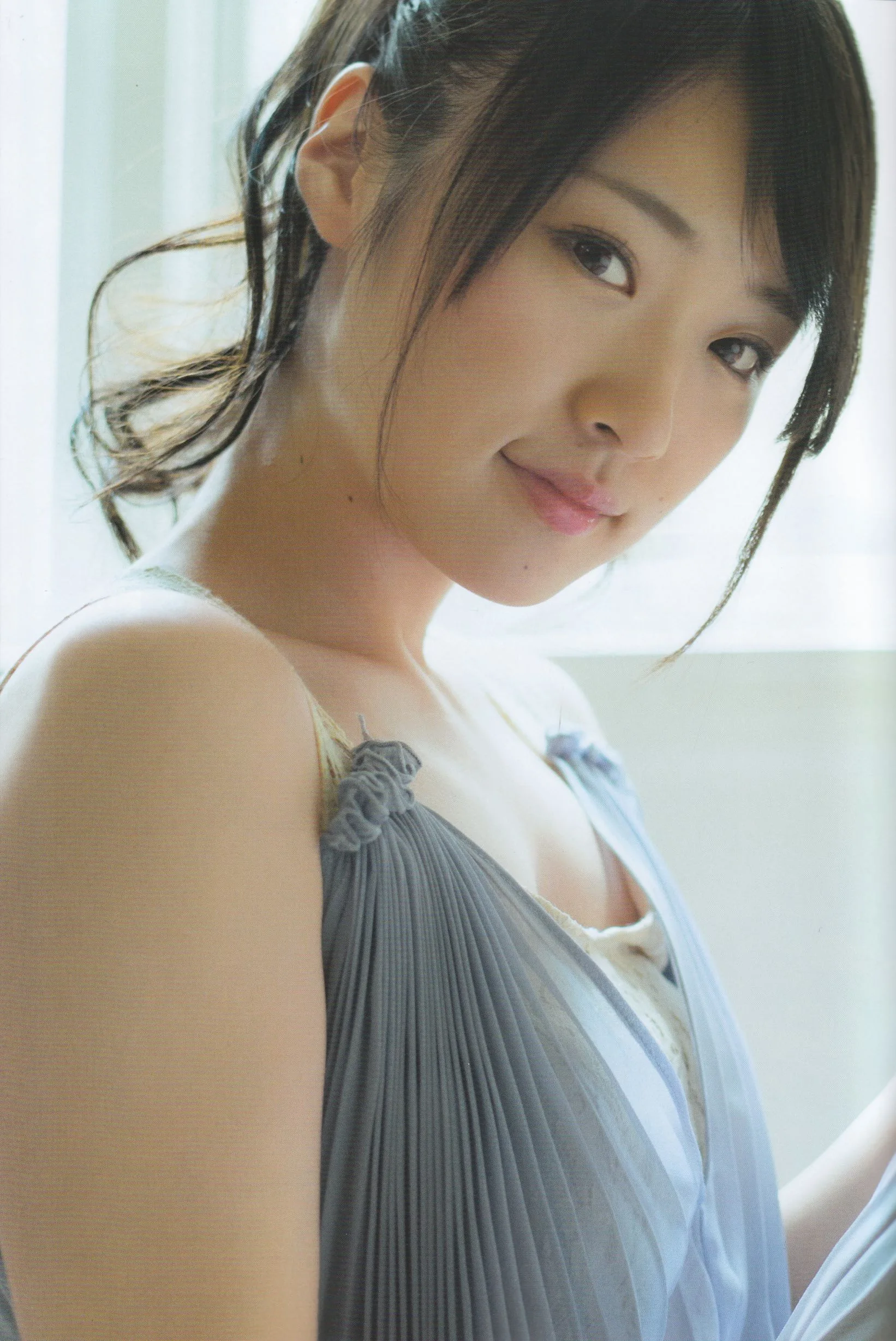 Album ảnh "Liangqiu" hàng quý của Nogizaka46 - 14